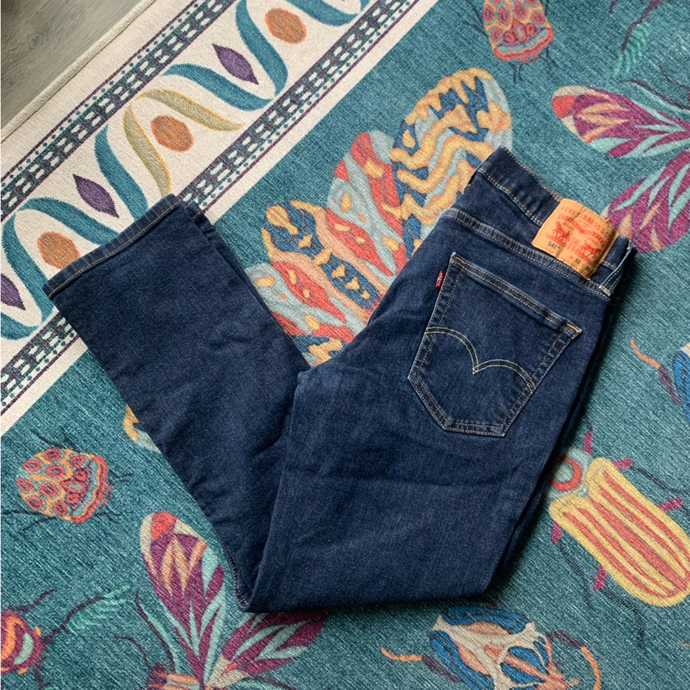 Levi’s • men’s 541 jeans in indigo